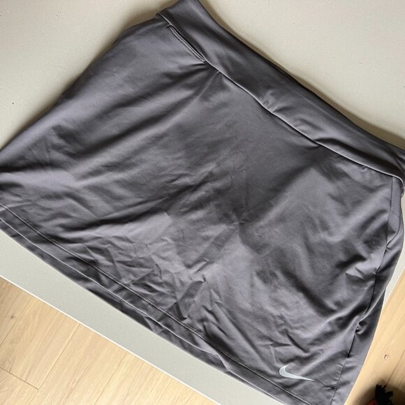 NWT Nike Golf Tennis Skort - Picture 3 of 4